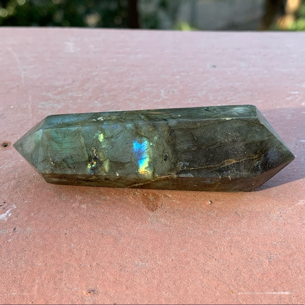 Labradorite Double Point ✨ 3” x 1”